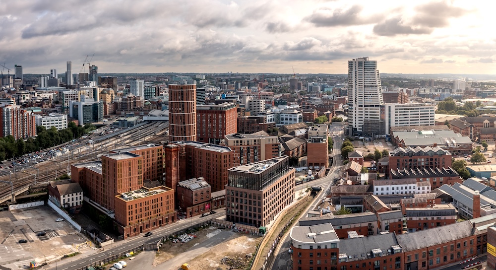 Heading to Leeds This September? This Is Your Ultimate Move‑In Guide (2025)