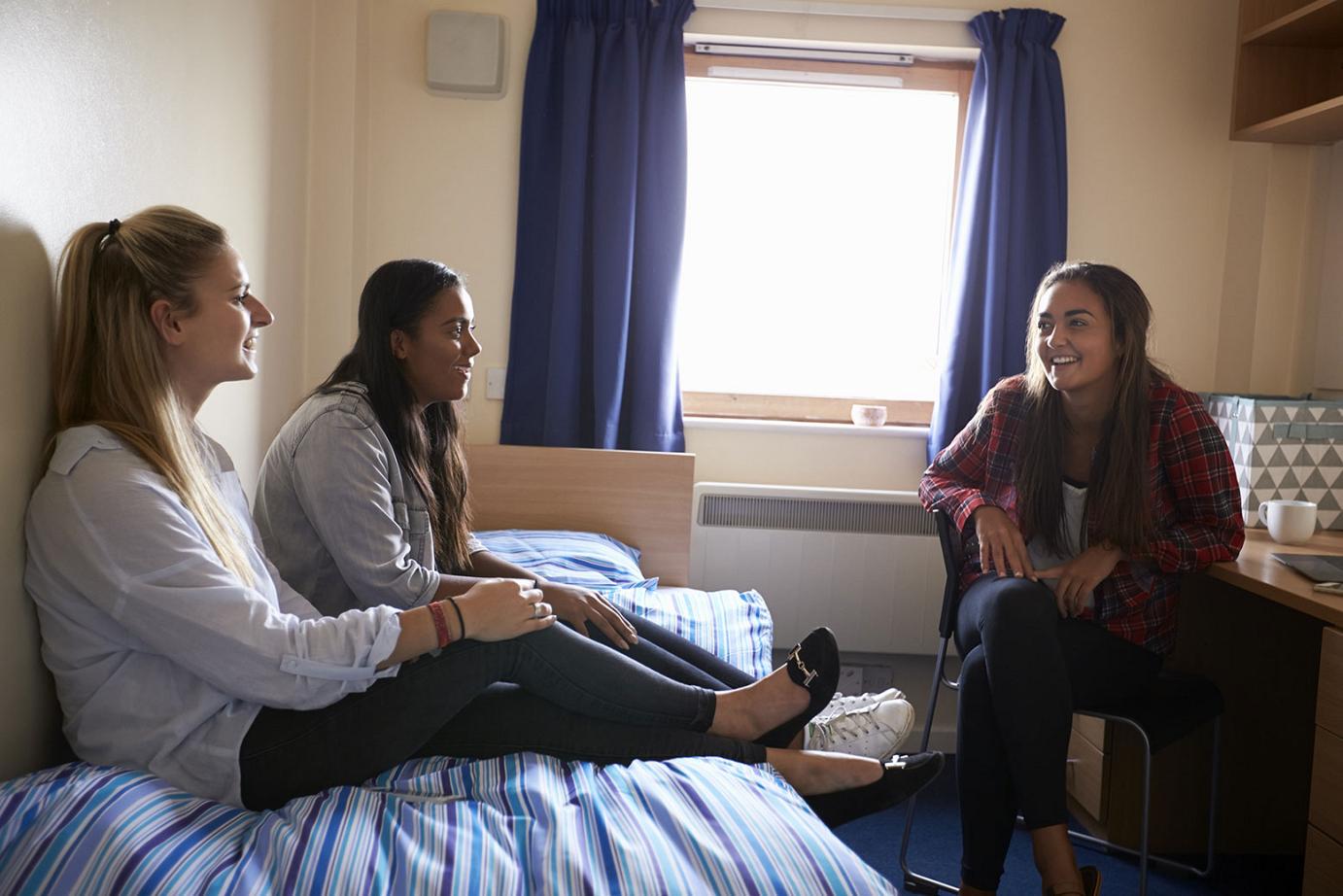 Student Halls vs Private Accommodation at Leeds Universities