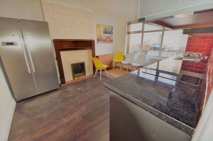 Image of Mayville Avenue